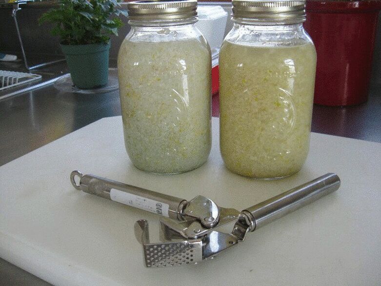 Garlic tincture to increase potency at home. 